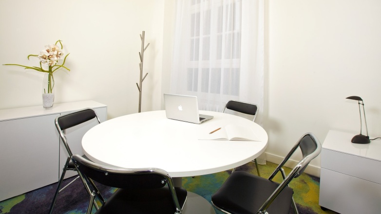 Photo 12 of 34 Avenue des Champs-Élysées in Paris