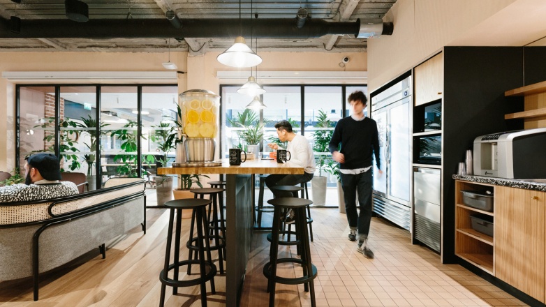 Photo 2 of 64-66 Rue des Archives in Paris