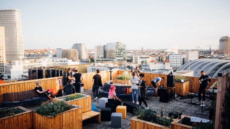 roof terrace