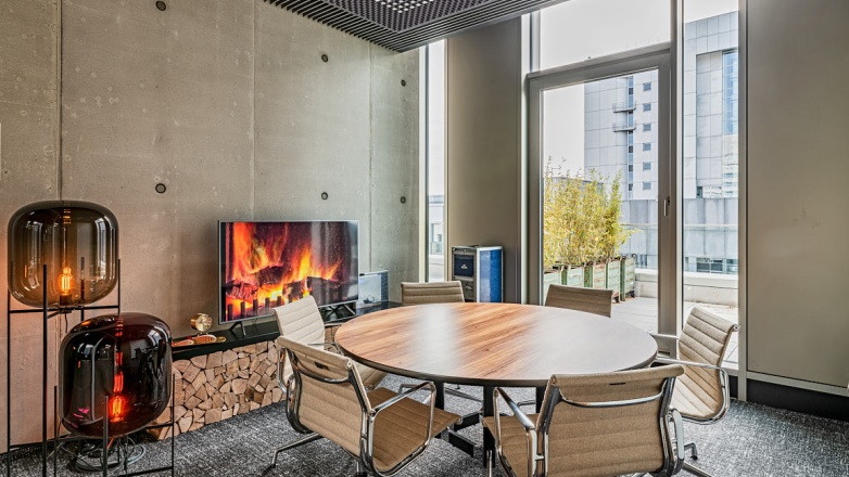 Photo 9 of Fürstenwall 172 in Düsseldorf