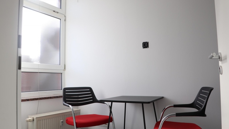 Foto 6 di Erich-Weinert-Straße 145 ad Berlino