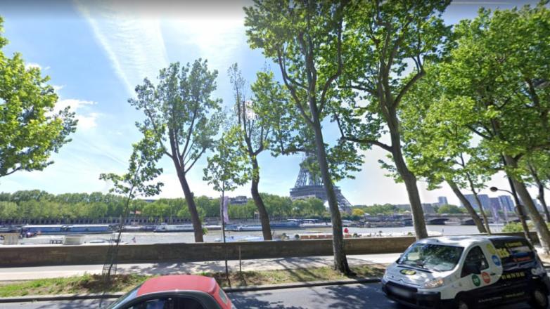 Photo 2 of 38 Avenue de New York in Paris