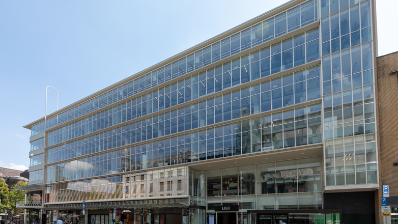 front of building lange viestraat