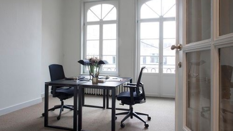 Private office 2 Rue Père de Deken 14
