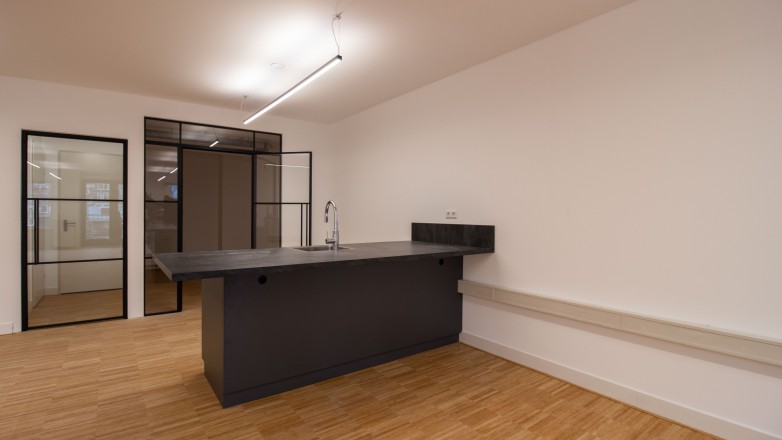 office space 