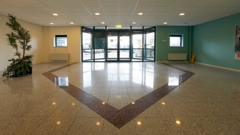 Foto 4 van Waalhaven ZZ 10 in Rotterdam