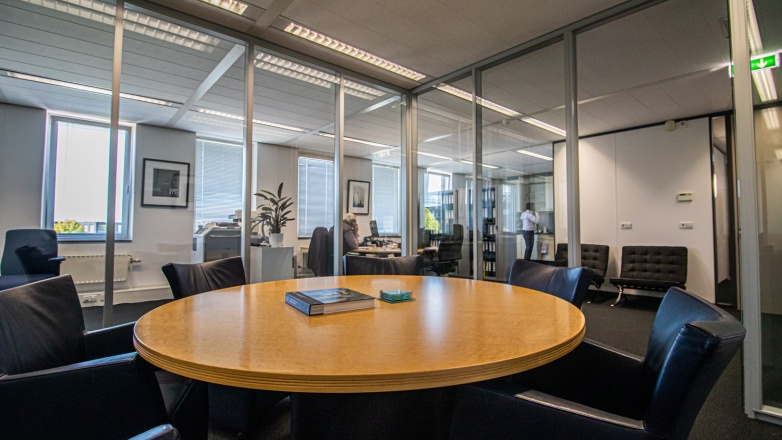 Foto 10 van Transistorstraat 40-46 in Almere