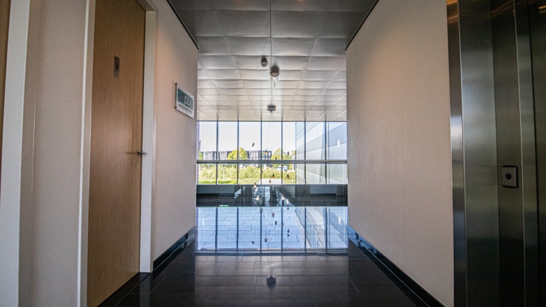 Foto 12 van Transistorstraat 40-46 in Almere