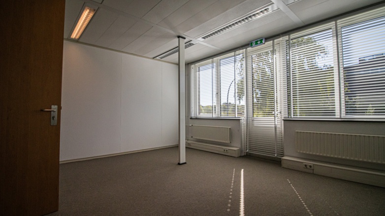 Foto 4 van Transistorstraat 40-46 in Almere