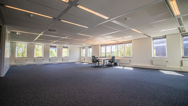 Foto 8 van Transistorstraat 40-46 in Almere