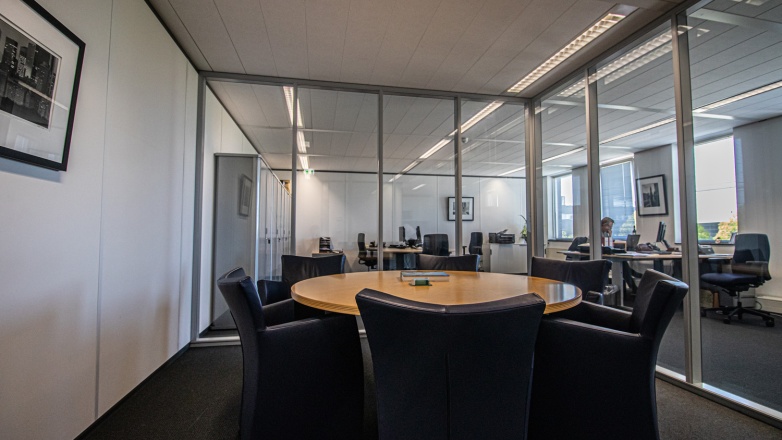 Foto 9 van Transistorstraat 40-46 in Almere