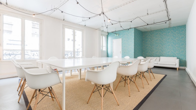 Photo 14 of 60 Rue de la Jonquière in Paris