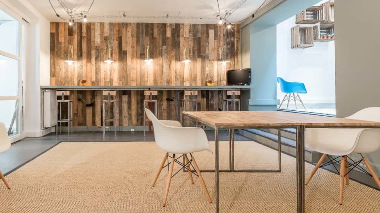 Photo 7 of 60 Rue de la Jonquière in Paris