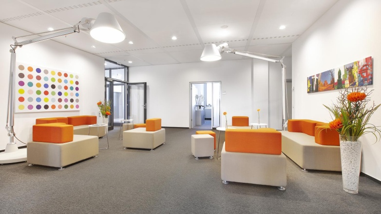 Photo 5 of Theodor-Heuss-Allee 112 in Frankfurt