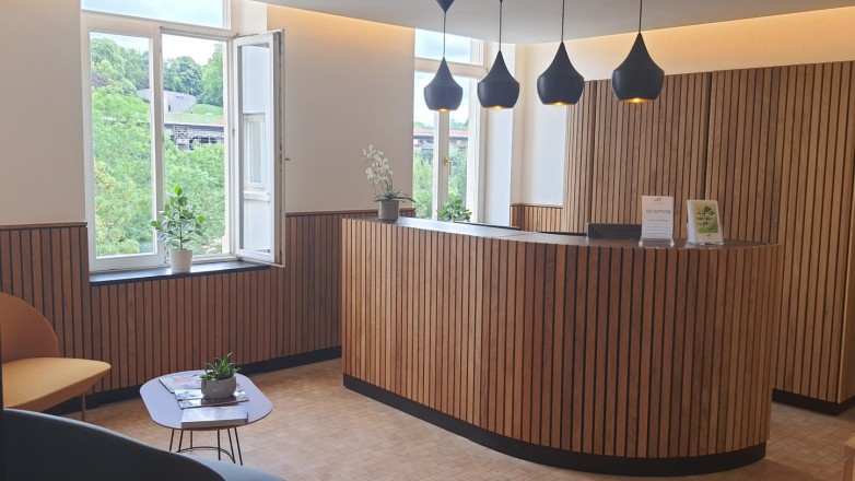 Reception area wooden look