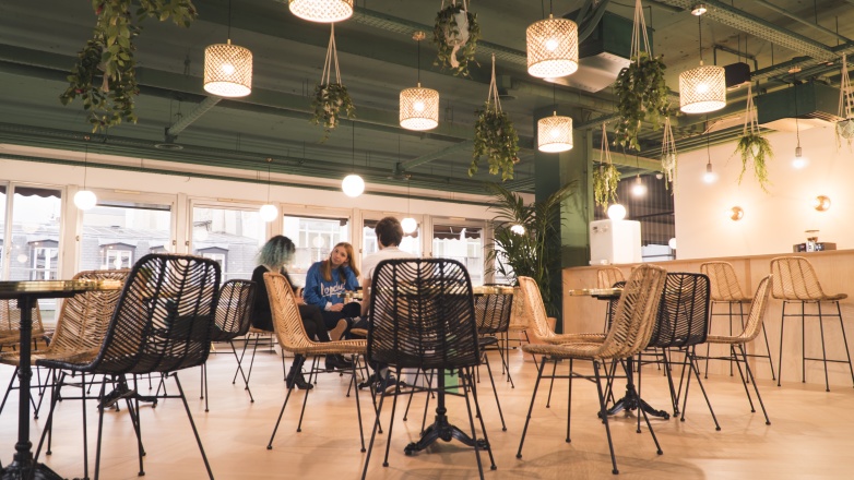 Open space 10 rue Treilhard