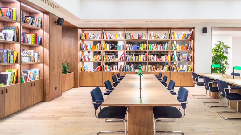 Office 106 Boulevard Haussmann 