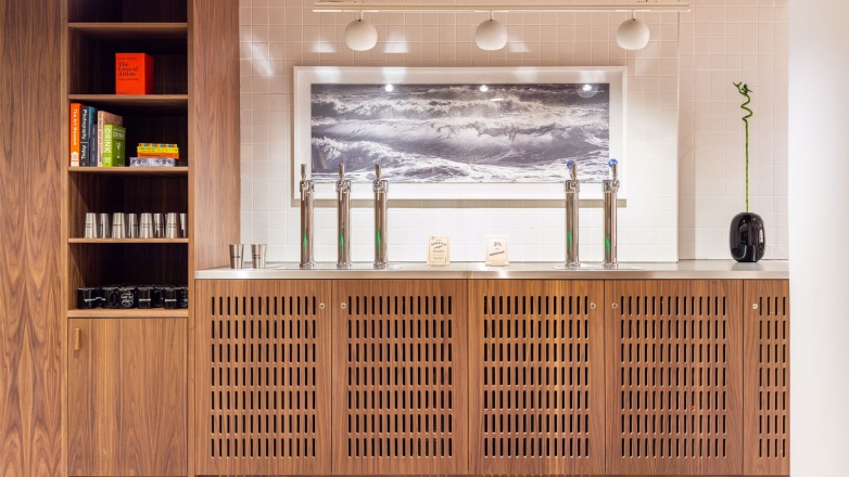 Bar 106 Boulevard Haussmann 