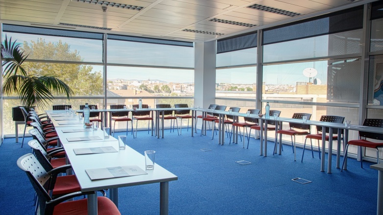 Classroom with view 2 Calle de Anabel Segura 10