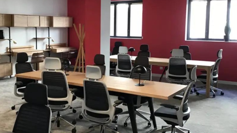 Open office space 58 Rue de la Victoire