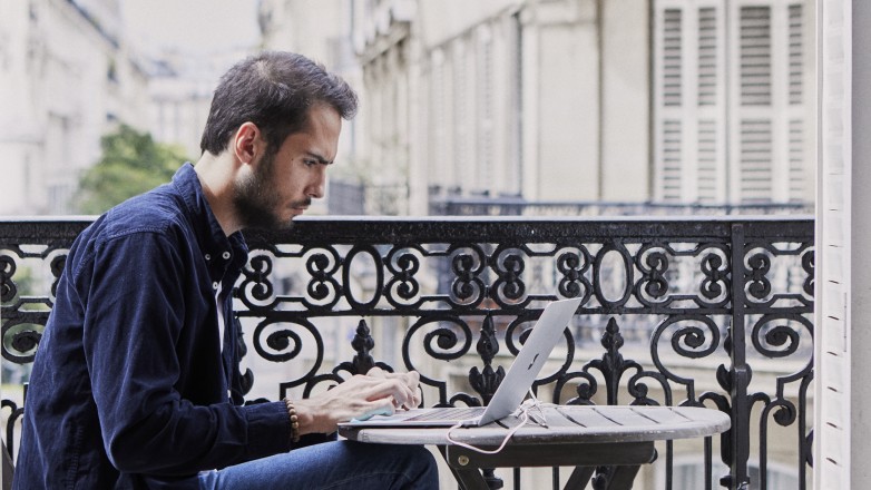 Balcony workplace 4 rue du Caire