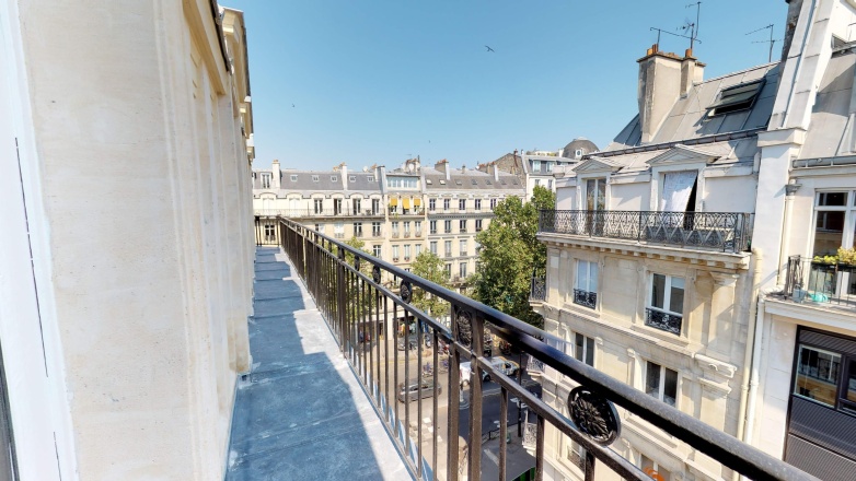 View from roof 104 boulevard Sébastopol