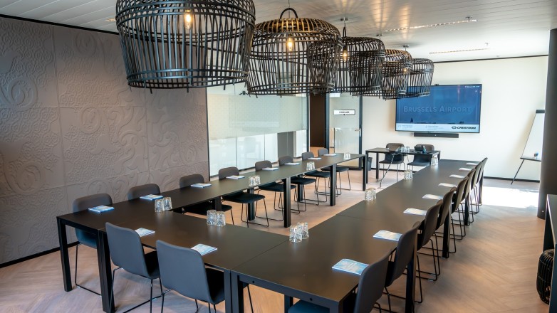 Big meeting room Brussels Airport 1K