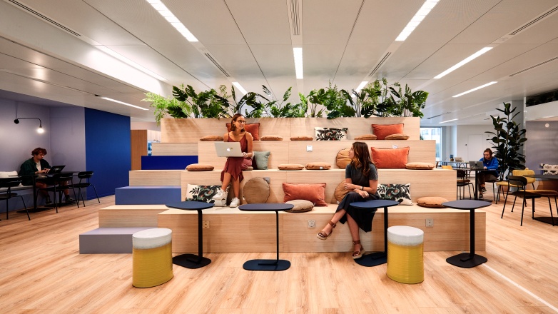 Foto 18 van 27-33 rue du Colonel Pierre Avia in Issy-les-Moulineaux