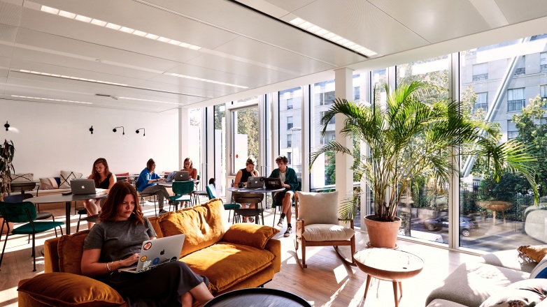 Foto 3 van 27-33 rue du Colonel Pierre Avia in Issy-les-Moulineaux