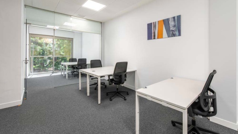 Office Calle del Pinar 5
