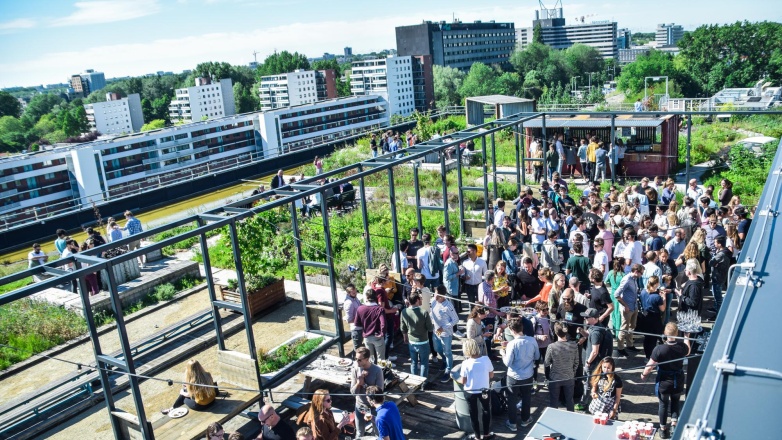 Johan Huizingalaan 763A