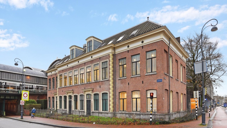 Foto 2 van Kennemerplein 20 in Haarlem