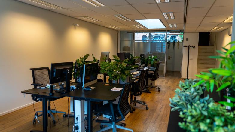 Office space for rent in Amsterdam at Prinseneiland photo 2