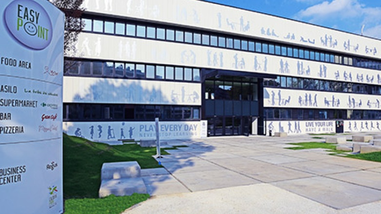 building Via Caldera 21