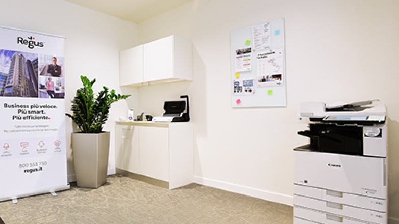 printing corner Via Caldera 21