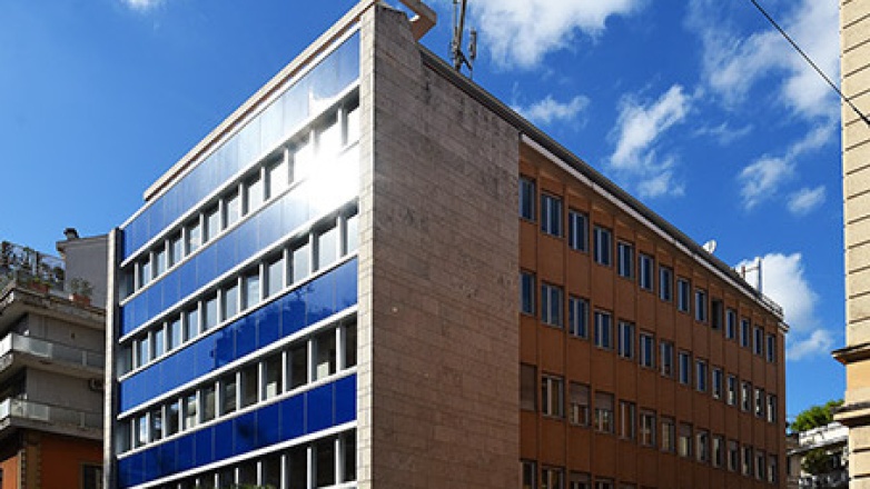 Building Via Vincenzo Bellini 22