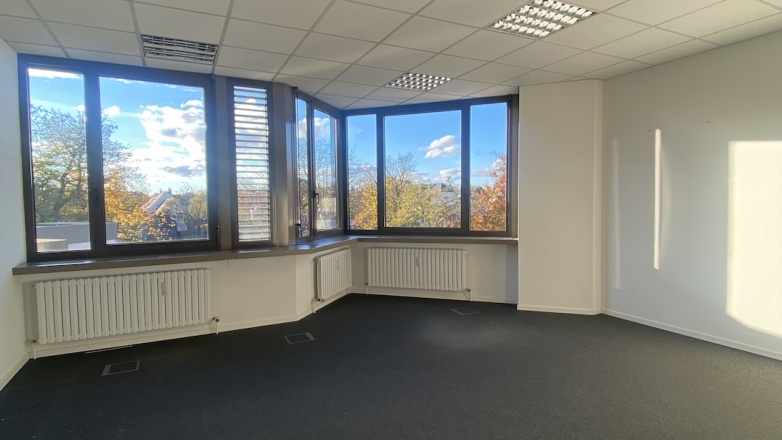 Foto 3 der Leopoldstraße 139 in München