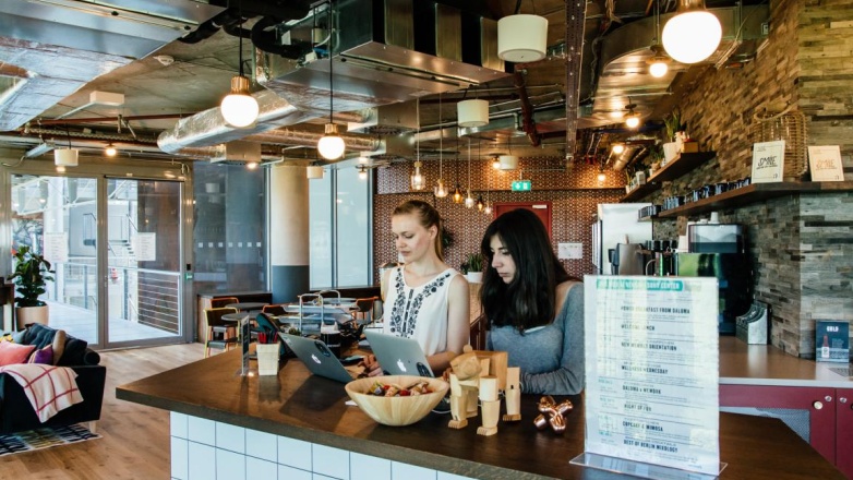 Photo 18 of Kemperplatz 1 in Berlin