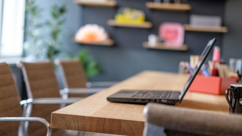 Foto 12 der Unter den Linden 26-30 in Berlin