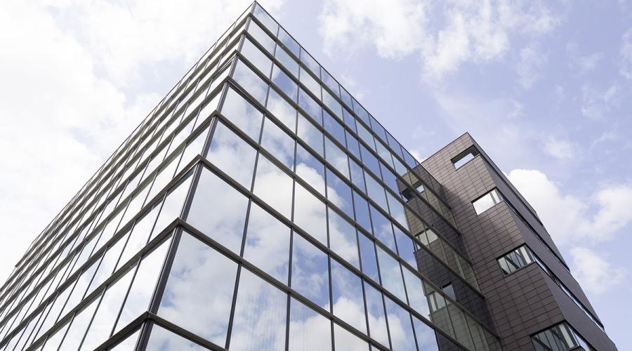 Multi-tenant building or business centre, what suits your company best?