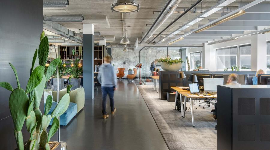 Het kantoor aan de Joan Muyskenweg 22 in Amsterdam heeft de outstanding office space award gewonnen