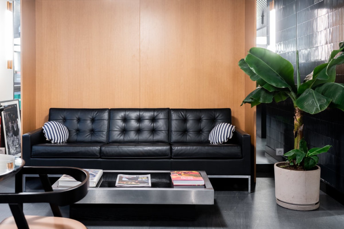 16 Cours Albert 1er 75008 Paris Office space for rent: Cours Albert 1er 16, Paris
