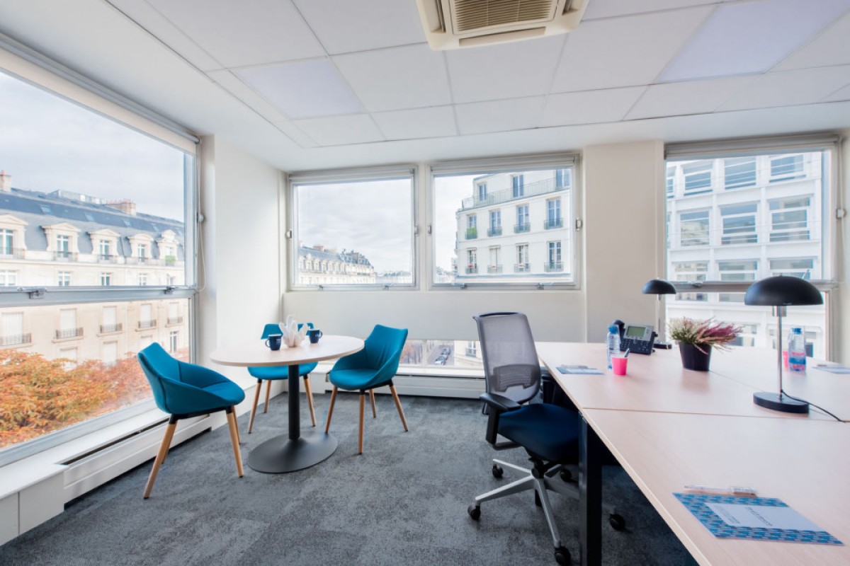 Office space for rent: 42 Avenue Montaigne, Paris