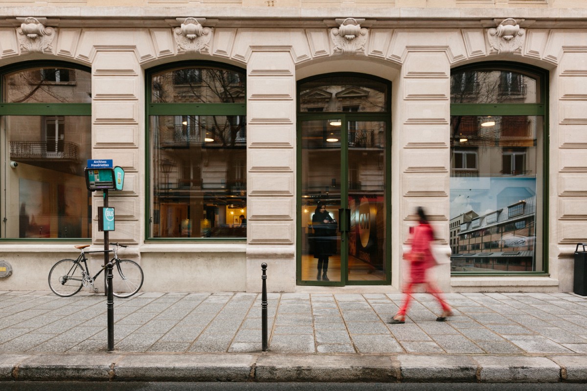 Nebu Juntar pantalla Bureau à louer: Rue des Archives 64, Paris
